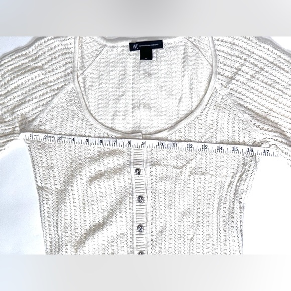 INC International Concepts cream colored short sleeve sweater size medium - Picture 5 of 7